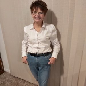 Meet your Posher, Courtney